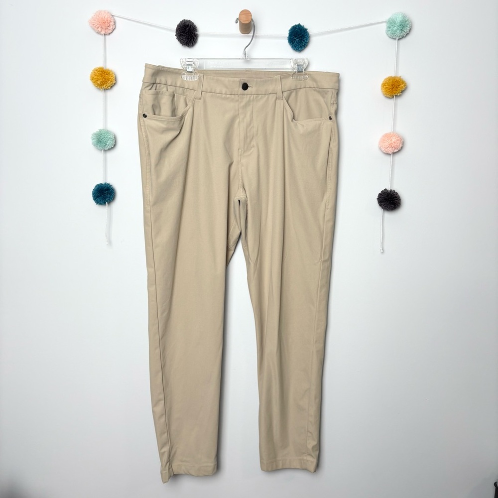 Lululemon Tan ABC Men’s Dress Pants